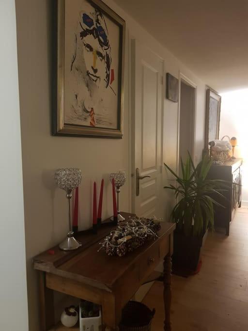 Chaumiere Avec Sa Toiture Recouverte De Chaume !!! Donnemain-Saint-Mames 외부 사진
